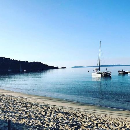 Magnifique Studio A 50M De La Plage De Cavaliere - Studio Tamarindo Le Lavandou Exteriör bild