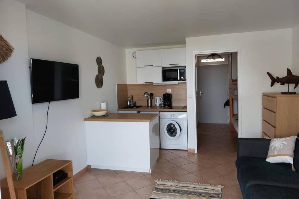 Magnifique Studio A 50M De La Plage De Cavaliere - Studio Tamarindo Le Lavandou Exteriör bild